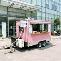 Remorque de restauration mobile avec fenêtre de service et comptoir à bagels pour bagels au saumon dans un bureau à New York