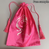 Pochette d'extension de cheveux en satin argenté personnalisée faite à la main sacs à cheveux silencieux recyclables avec cordon de serrage emballage cadeau poussière rose