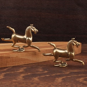 Ornement en laiton : Cheval galopant marchant sur une hirondelle volante, Décoration animale du zodiaque pour la maison - Product Image 2