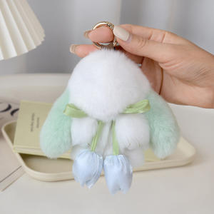 Llavero de piel de conejo Rex, muñecos con borlas, colgante de conejito bonito, adornos esponjosos, conejo de peluche - Product Image 4