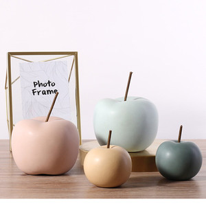 Decorazione Nordica Moderna Minimalista in Ceramica a Forma di Mela per Soggiorno, Mobile TV, Decorazione Morbida per la Casa, Decorazione Frutta - Product Image 1
