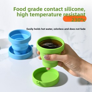 Tazza d'acqua pieghevole in silicone, portatile da viaggio, anti-caduta, telescopica, design moderno minimalista, colore unico, <span class=keywords><strong>per</strong></span> pubblicità e vacanze - Product Image 3