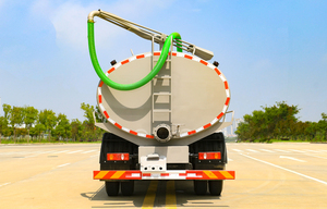 El vehículo de transferencia de aguas residuales urbanas de gran capacidad Dongfeng 12000L es muy apreciado por los clientes en el sudeste asiático. - Product Image 6