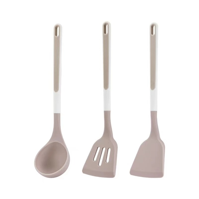 Wholesale Hot Sale Disposable 3pcs Modern Kitchen Gadgets Wooden Handles Cookware Silicone Kitchen Utensil Set
