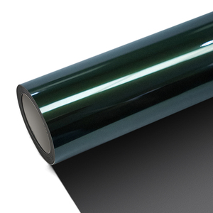 Rollo de Vinilo Blanco para Envolver Automóviles, Estilo TERZO, Resistente a las Manchas, PET Ultra Brillante, Metálico y Elástico - Product Image 3