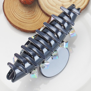 ブエナクリエイティブアイデア女性ヘアクロークリップファッションラージスクエアクリスタルヘアクロー女の子の女性に適した<span class=keywords><strong>3</strong></span>サイズのクロークリップ - Product Image 5