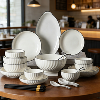 Bol et assiette en céramique de style européen, blanc et noir, avec motif en forme de croissant en relief, vaisselle pour la maison et les restaurants