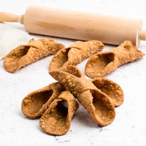 Gusci per Cannoli 20 Pezzi, Stampi Cilindrici Commestibili e Riutilizzabili per Dolci - Product Image 1