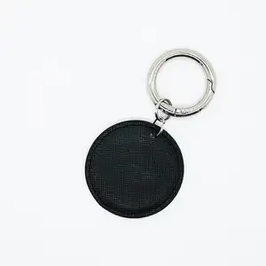 Circles Keyrings Saffiano Key Chain Custom Logo Handmade Custom Pu Leather Keychain with heavy metal hardware