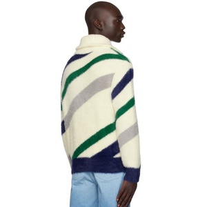 <span class=keywords><strong>Pull</strong></span> en maille zippé personnalisé avec logo OEM & ODM pour homme – Nouvelle collection automne/hiver – Rayures grises et blanches en nylon peluche - Product Image 4
