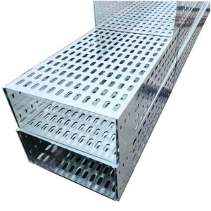 Chemins de câbles OEM professionnels Chemins de câbles perforés en treillis métallique en acier inoxydable à faible coût pour l'extérieur Type de <span class=keywords><strong>cablofil</strong></span> droit - Product Image 1
