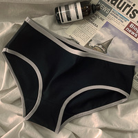 Culottes Sexy et Magnifiques pour Femme, Vêtement Intérieur Taille Moyenne en Coton Noir et Blanc, Type Slip Féminin, Vente Chaude