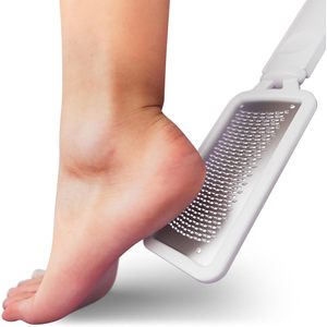 Scrubber per lima raschiante per rimozione calli professionale per pelle morta e tacchi screpolati efficaci su piedi asciutti - Product Image 1