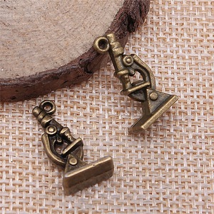 Gangan 21x11mm 2.5g Multi-color Retro Zinc Alloy Accessory Daily Necessities Microscope Pendant - Product Image 4