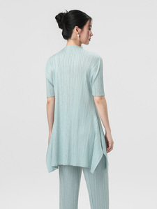 Tunique plissée Miyake à col montant et manches coude longues, style décontracté quotidien, vêtements occidentaux pour femmes, vente en gros en ligne - Product Image 2