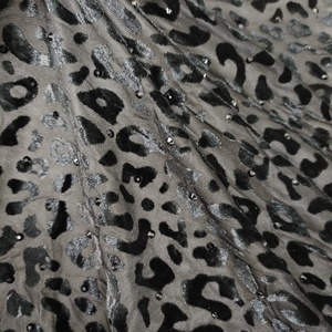 Mới Sang Trọng Màu Đen Leopard Thiết Kế Nhung Đá Và Tinh Thể Vải <span class=keywords><strong>Swarovski</strong></span> Pha Lê Vải Với Ss16 Đá - Product Image 4