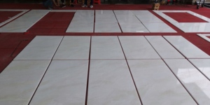 Pierre naturelle polie par dalle blanche pure élégante de marbre de jade de <span class=keywords><strong>Milan</strong></span> pour des projets résidentiels commerciaux - Product Image 2
