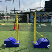 Poteau de base en acier réglable et portable pour badminton et volley-ball, avec montage facile et conception durable pour une utilisation en intérieur et en extérieur