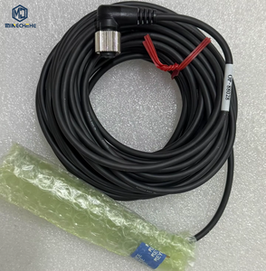 Câble capteur-contrôleur KEYENCE OP-88028 M12 en forme de L 10m pour capteur de point lumineux blanc série LR-W OP 88028 - Product Image 1