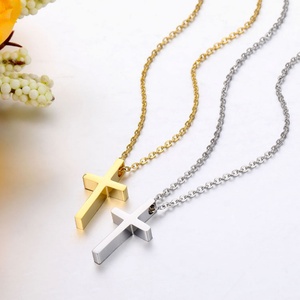 Pendentif croix religieuse unisexe en acier inoxydable à prix d'usine abordable avec placage personnalisé - Product Image 4