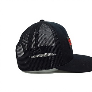 Casquette de camionneur pour adulte à 6 panneaux structurés avec dos en maille et patch en caoutchouc réglable, style sport décontracté, fabriquée au Vietnam - Product Image 2