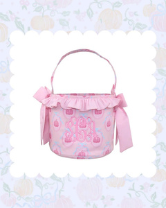 Panier d'Halloween en tissu à monogramme personnalisé, tailles et couleurs sur mesure, sac fourre-tout à volants pour enfants, friandises pour la fête d'Halloween - Product Image 2