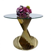 Meubles de table pour gâteau de mariage en verre transparent rond de style africain de luxe spécial avec base en or en acier inoxydable