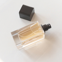 Flacon de parfum rectangulaire vide personnalisé 30ml 50ml 100ml, flacon de parfum carré en verre ROUGE avec vaporisateur et couvercle magnétique