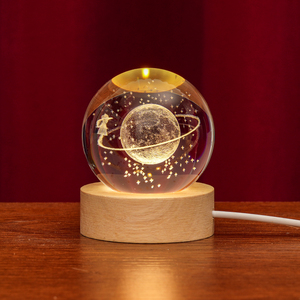 Sfera di Cristallo 80mm <span class=keywords><strong>con</strong></span> Sistema Solare 3D Inciso al Laser, Luce Notturna LED <span class=keywords><strong>con</strong></span> Supporto in Legno, Idea Regalo Personalizzata - Product Image 5