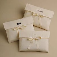 Yüksek Kaliteli Organik Pamuklu Zarf Mücevher Tarağı Ayna Paketleme Çantası Kurdeleli Özel Logo Baskılı Muslin Zarf Kesesi