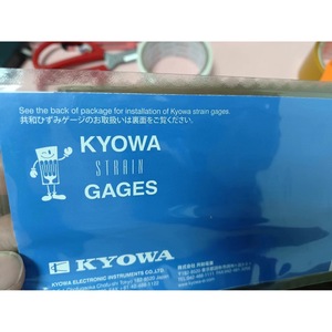 Sensor de deformación Kyowa KFGS-2-350-D31-11L3M3R para medición de precisión, fabricado en Japón - Product Image 1