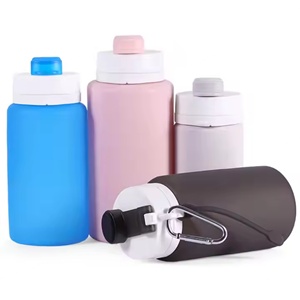 Bouteille d'eau en silicone grande capacité avec poignée portable pour les sports de plein air et les voyages (vente en gros) - Product Image 1