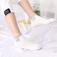 En gros Simple blanc Chaussettes de couleur pour adultes