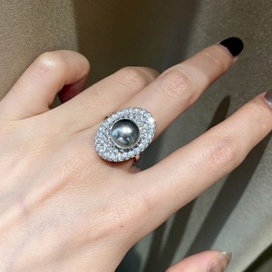 Anillo de Plata de Ley S925 con Perla Gris de Tahití y Anillo de Oro con Diamantes Completos al Estilo Francés de Shijia - Product Image 1