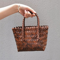 Tas Anyaman Bambu Retro dengan Pegangan, Tas Keranjang Jerami Buatan Tangan, Tas Belanja Pantai Musim Panas Vintage, Tas Tangan Wanita Kapasitas Besar