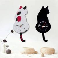 Horloge murale en acrylique à piles, design chat/chien mignon avec queue qui bouge, décoration de salon, cadeau unique, dessin animé créatif