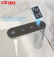 Robinet de lavabo de salle de bain automatique sans contact au design moderne, mitigeur numérique intelligent avec capteur de mouvement et écran, en laiton