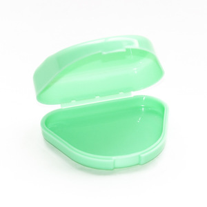 HUIYA Compact Triangular Dental Case Plastic Orthodontic <b>Denture</b> Storage <b>Box</b> For Teeth Whitening Care - Product Image 3