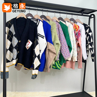 Pakaian Bekas Grosir Sweater Oversize Rajutan Hangat Musim Dingin Retro Grade Bale Second Hand Geryon Vintage Wanita
