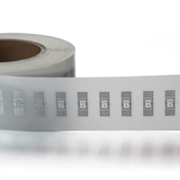 Programmable 860-960MHz Petit RFID NFC Puce Incrustation Autocollant 13.56 MHZ UHF Humide Incrustations pour Hôtels