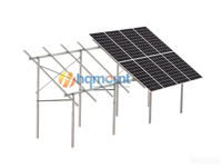Structure de montage au sol solaire en acier ZAM avec pince de fixation sans conception de pince intermédiaire pour les centrales solaires utilitaires à grande échelle