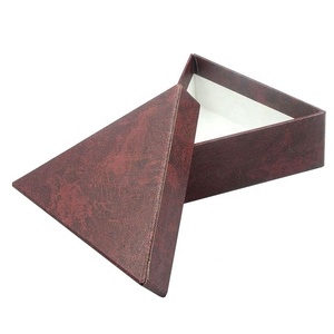 <span class=keywords><strong>Caja</strong></span> de Embalaje <span class=keywords><strong>Triangular</strong></span> de Cartón Personalizada para Regalos - Product Image 4