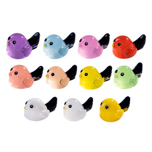 Oiseau à longue queue en résine pour micro-paysages, accessoires de bricolage, décorations de bureau et ornements de voiture - Product Image 1