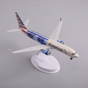 Modelo <span class=keywords><strong>de</strong></span> Avión <span class=keywords><strong>de</strong></span> Metal Fundido a Presión <span class=keywords><strong>de</strong></span> 20 cm <span class=keywords><strong>de</strong></span> <span class=keywords><strong>American</strong></span> <span class=keywords><strong>Airlines</strong></span> con Diseño Especial Boeing 737-800 y Tren <span class=keywords><strong>de</strong></span> Aterrizaje - Product Image 4