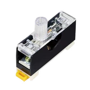 Porte-fusible FS101 6x30 avec voyant lumineux, type rail DIN, avec fusible 10A, catégorie de produit : fusibles et porte-fusibles - Product Image 1