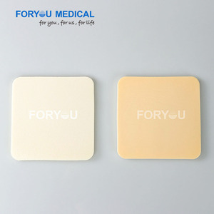 Medicazione in Schiuma Argentata Assorbente Monouso Antibatterica ad Alta Assorbenza per Esudati - Product Image 2