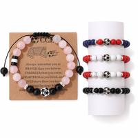 Handgefertigtes 8mm Naturstein-Perlenarmband mit Edelstahl-Fußball-Anhänger Verstellbares Geflochtenes Armband Geschenk für Fußballfans