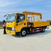 FAW 4x2 Mini camioneta montada en grúa telescópica hidráulica 3 toneladas 4 toneladas 5 toneladas combustible diésel furgoneta de carga a la venta
