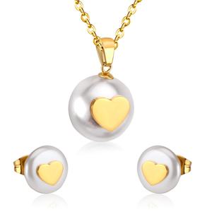 Nuevo Conjunto de Joyería de Moda Personalizable para Mujer, Aretes y Collar con Colgante de Corazón en Acero Inoxidable Chapado en Oro de 18K con Perlas - Product Image 1