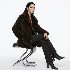 Cappotto Lungo da Donna Zeyu in Finta Pelliccia di Visone, Spesso, Tinta Unita, Scollo a V, <span class=keywords><strong>Estetica</strong></span> Premium Cappotto in Ecopelliccia Caldo, Ecologico e Antivento - Product Image 3